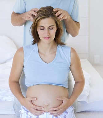 head massage for pregnant woman