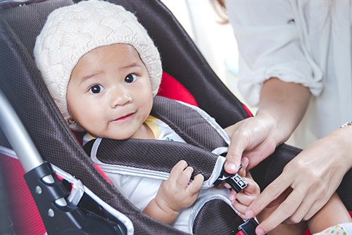 rev16-Traveling-with-Baby_shutterstock_389104021_500x333