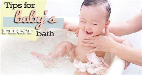 What To Keep In Mind When Bathing Your Baby For The First Time